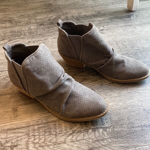 Womens Booties